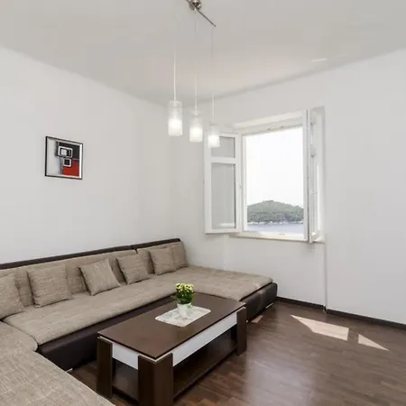 Apartment Ploce - Two Bedroom With Terrace And Sea View - Od Srda ...